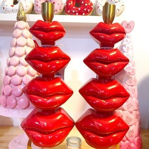 TikTok viral lip candle holders by Rachel Zoe